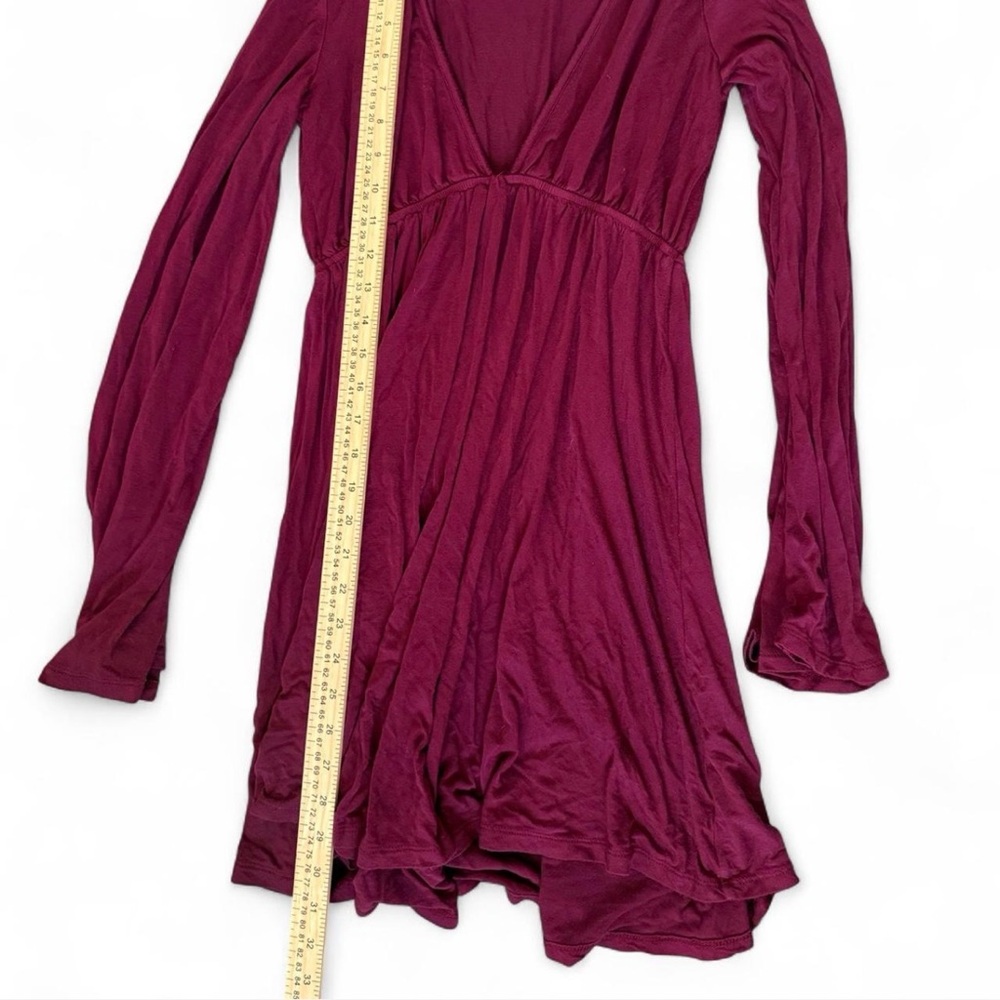 Tobi Long Sleeve V-Neck Flowy Dress - Burgundy - Picture 3 of 5